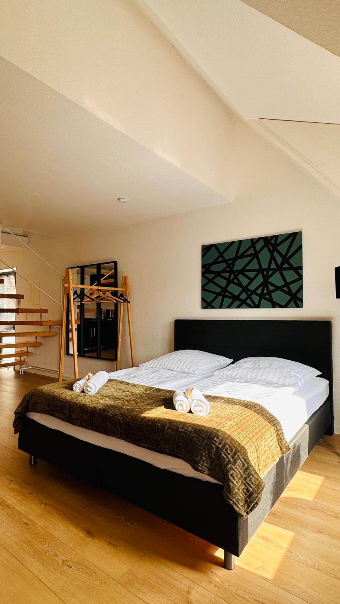 Amao-Green I 90Qm I Penthouse Maisonette Mit Rooftop I City Center I King-Size Betten Lahr  Exterior foto